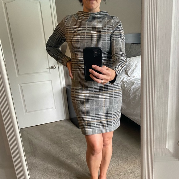 Ruelle tunic dress, size small - Picture 8 of 13